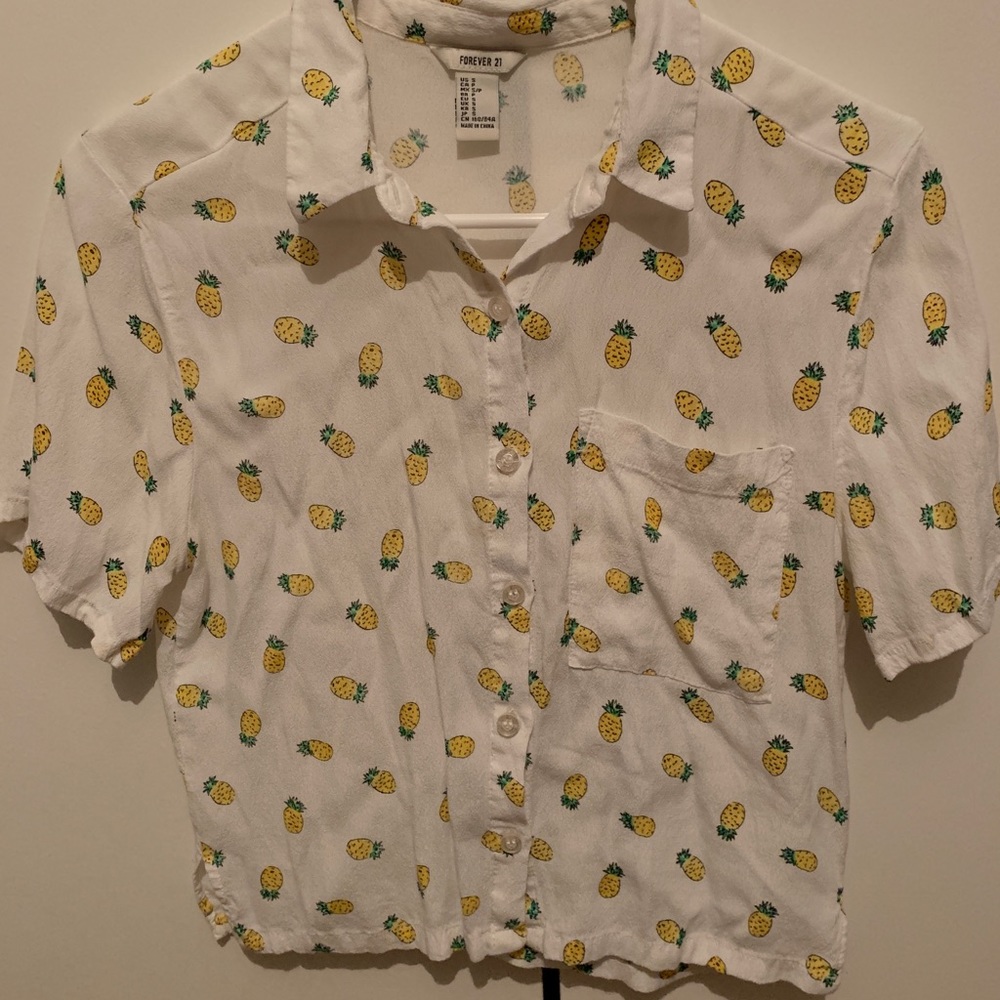 Pineapple print blouse✨